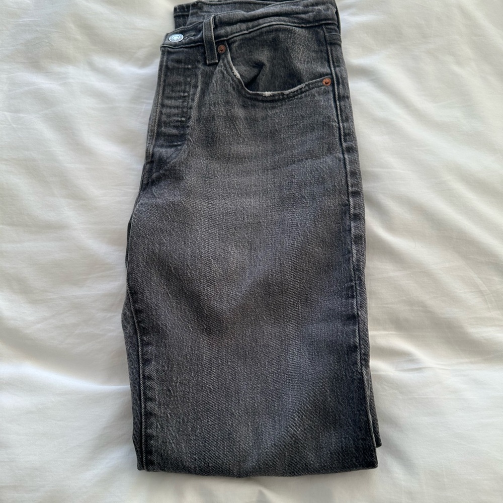 Light Wash Grey Levi 501s